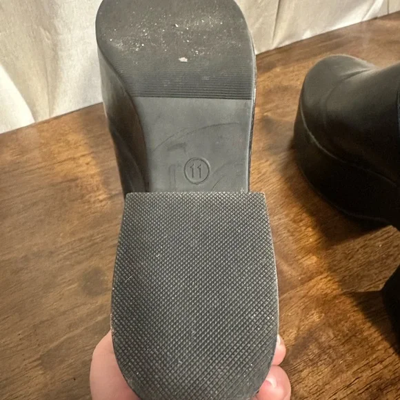 a new day Black Platform Shoes - Picture 4 of 4